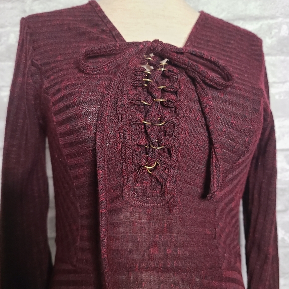 🖤 MIDI DRESS- Junior Sizing - Picture 4 of 5